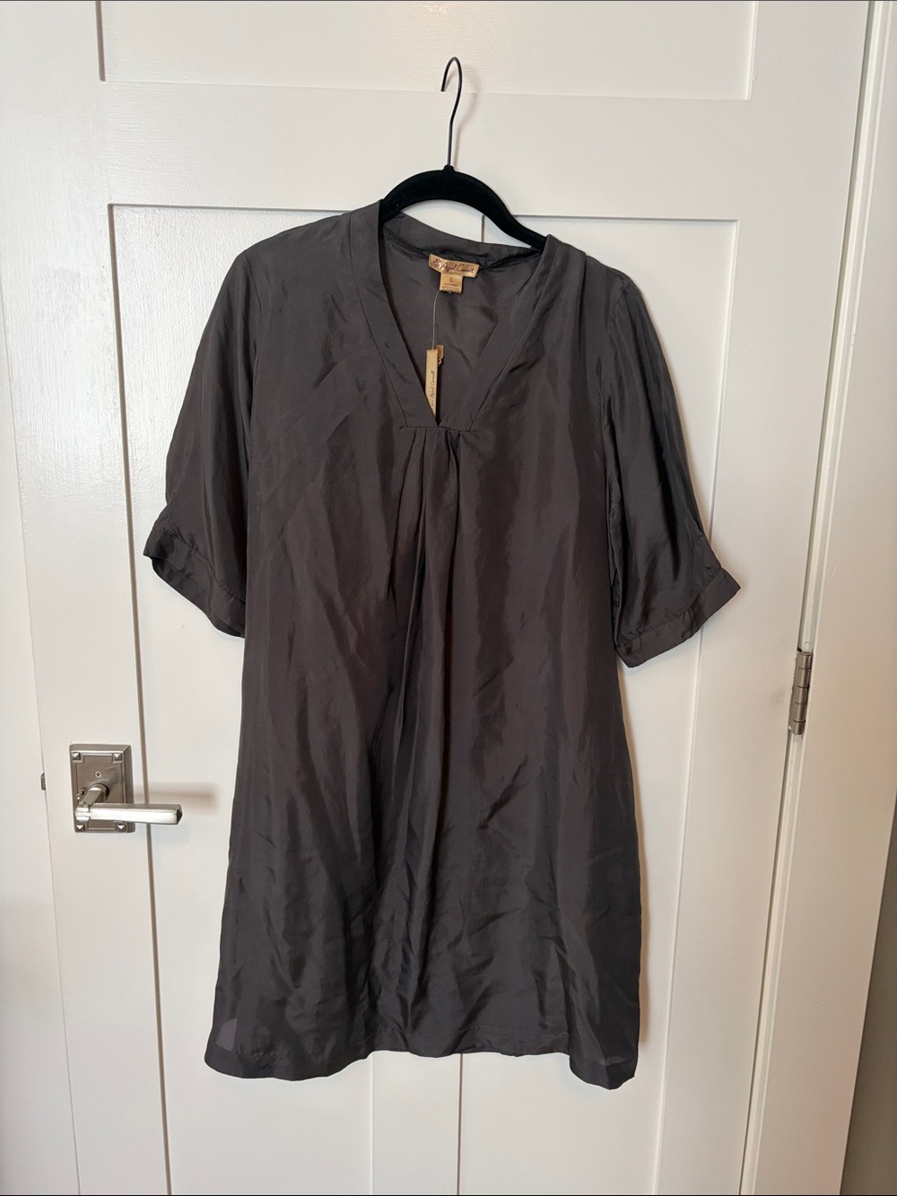 NWT 100% Silk Charcoal Gray April Cornell Dress
